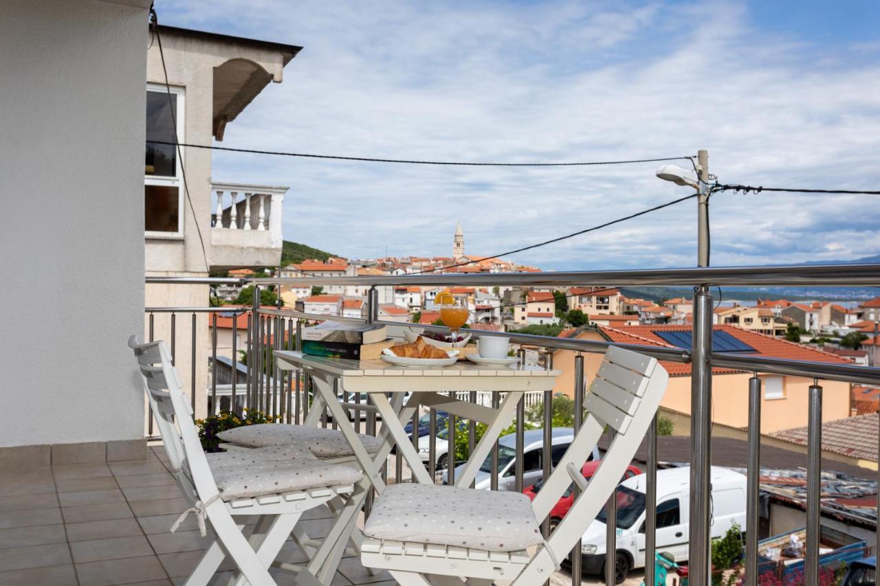 Apartman Maris Vrbnik Exterior foto